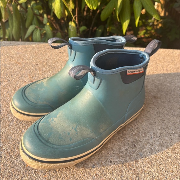 Women’s Grundéns Deck Boots - Picture 1 of 7